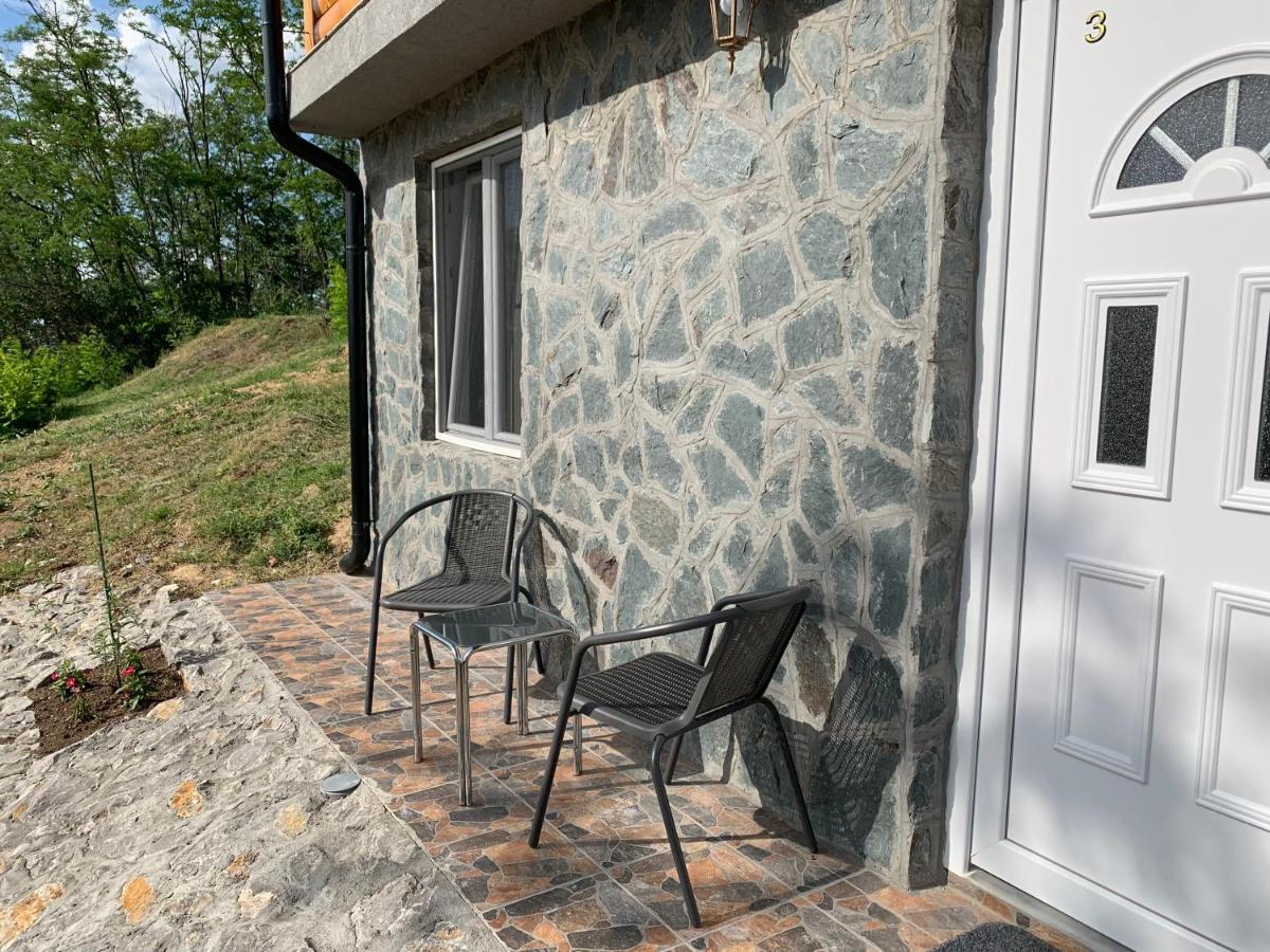 Boja Zalaska - Kameni Apartman Ягодина Екстериор снимка
