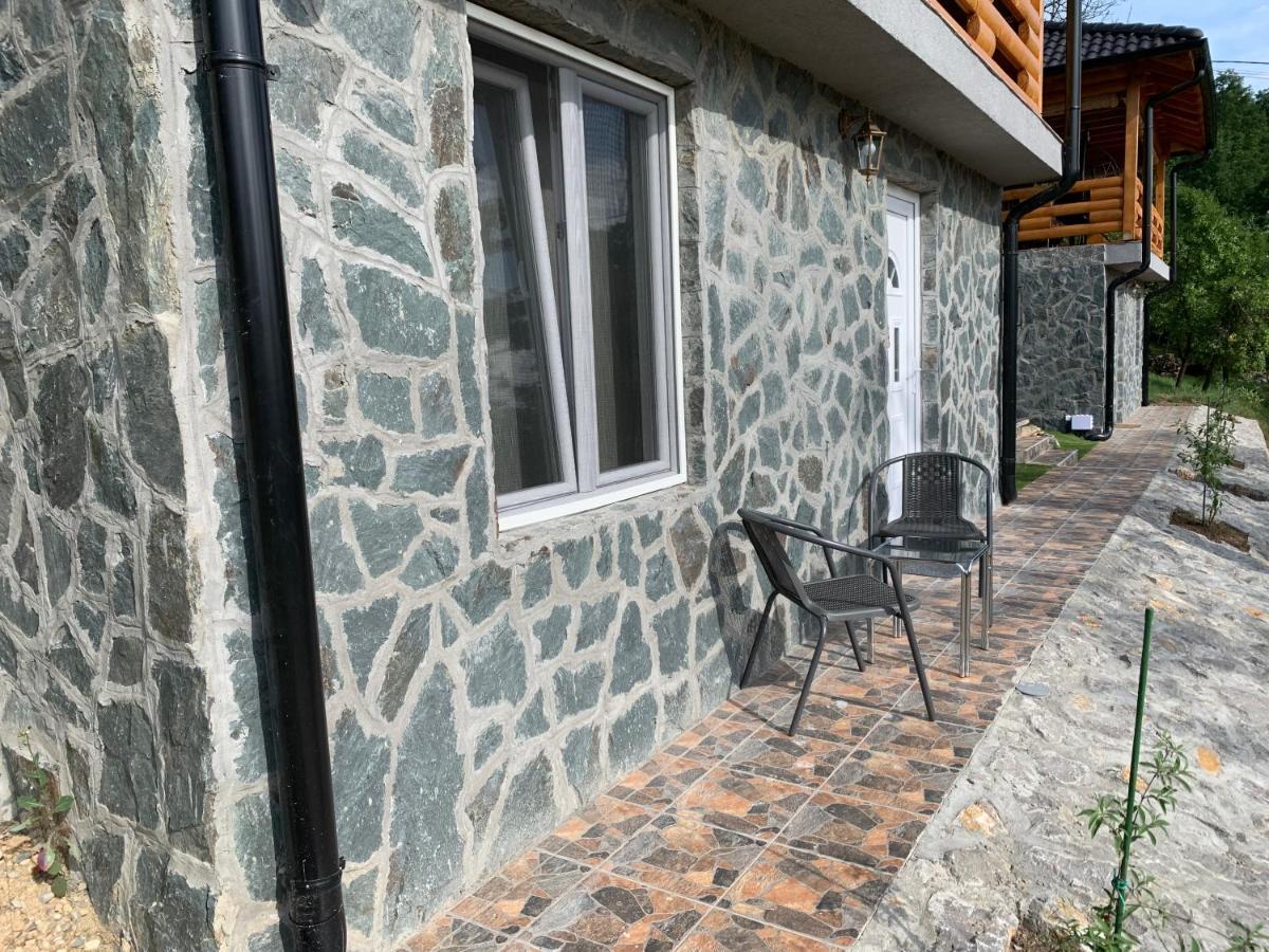 Boja Zalaska - Kameni Apartman Ягодина Екстериор снимка